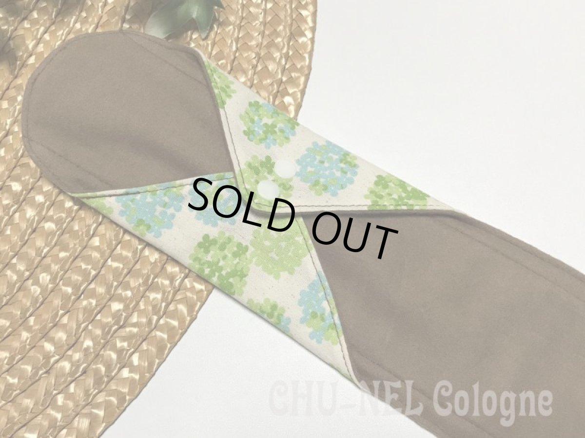 画像4: ★布ナプキンLサイズ★7層防水(あじさいボールxモカ茶ネル)グリーン (4)