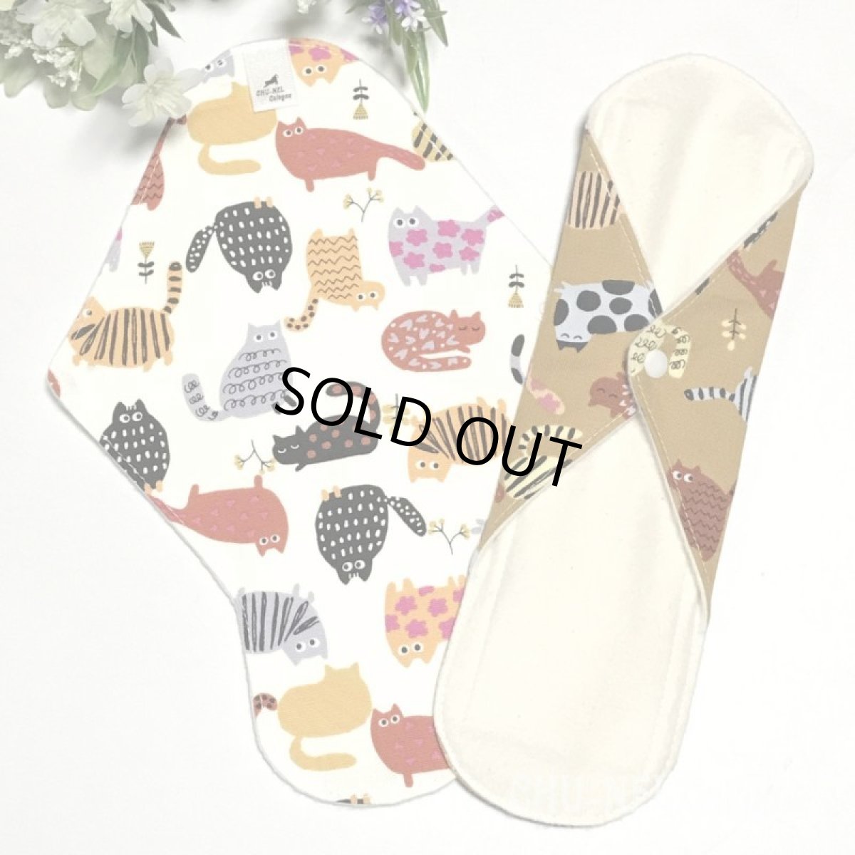 画像2: お肌面4色から選べる★布ナプキンMサイズ★2枚セット★7層防水(カラフルぽよ猫) (2)