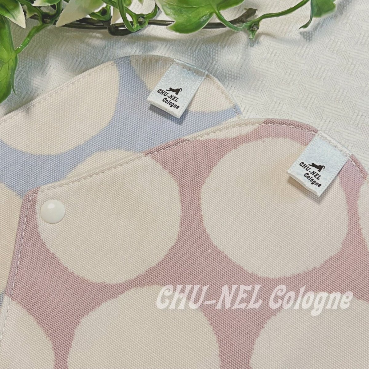 画像5: お肌面4色から選べる★布ナプキンSSサイズ★2枚セット★4層防水(大きな水玉2) (5)