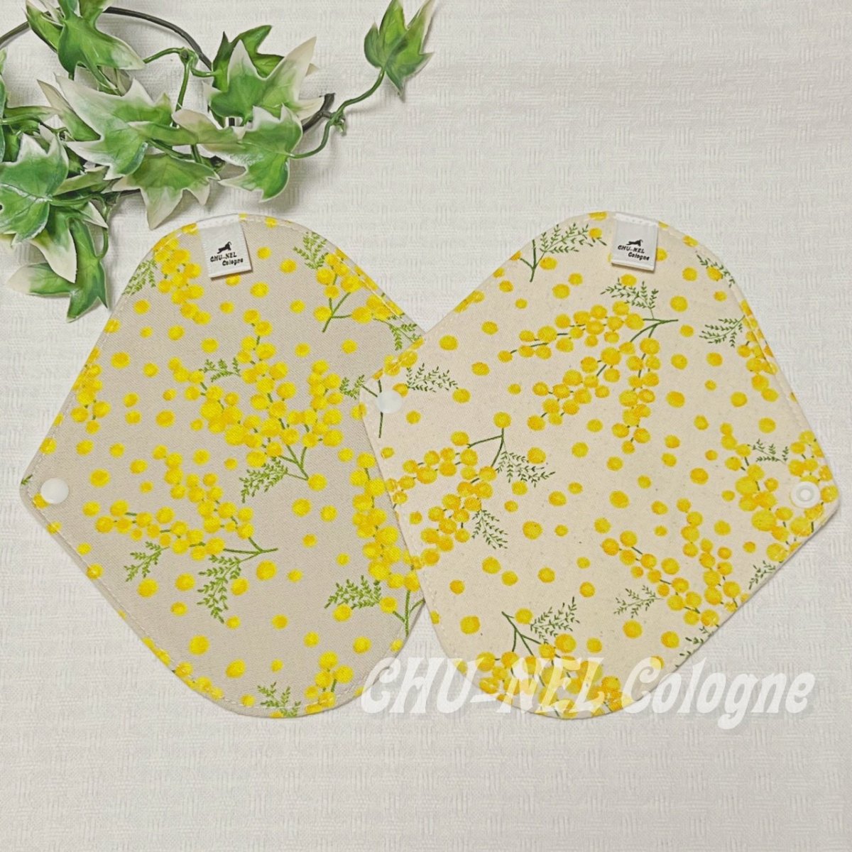 画像2: お肌面4色から選べる★布ナプキンSSサイズ★2枚セット★4層防水(ミモザ2) (2)