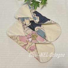画像4: お肌面4色から選べる★布ナプキンライナー★2枚セット（手描き風お花） (4)