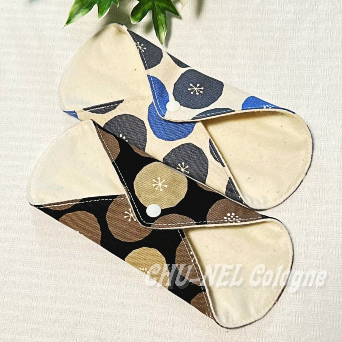 画像3: お肌面4色から選べる★布ナプキンSSサイズ★2枚セット★4層防水(ちびあんぱん) (3)