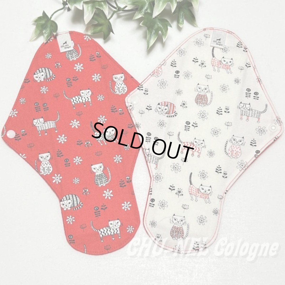 画像7: お肌面2色から選べる★布ナプキンMサイズ★2枚セット★7層防水(北欧ニャンコ赤白) (7)