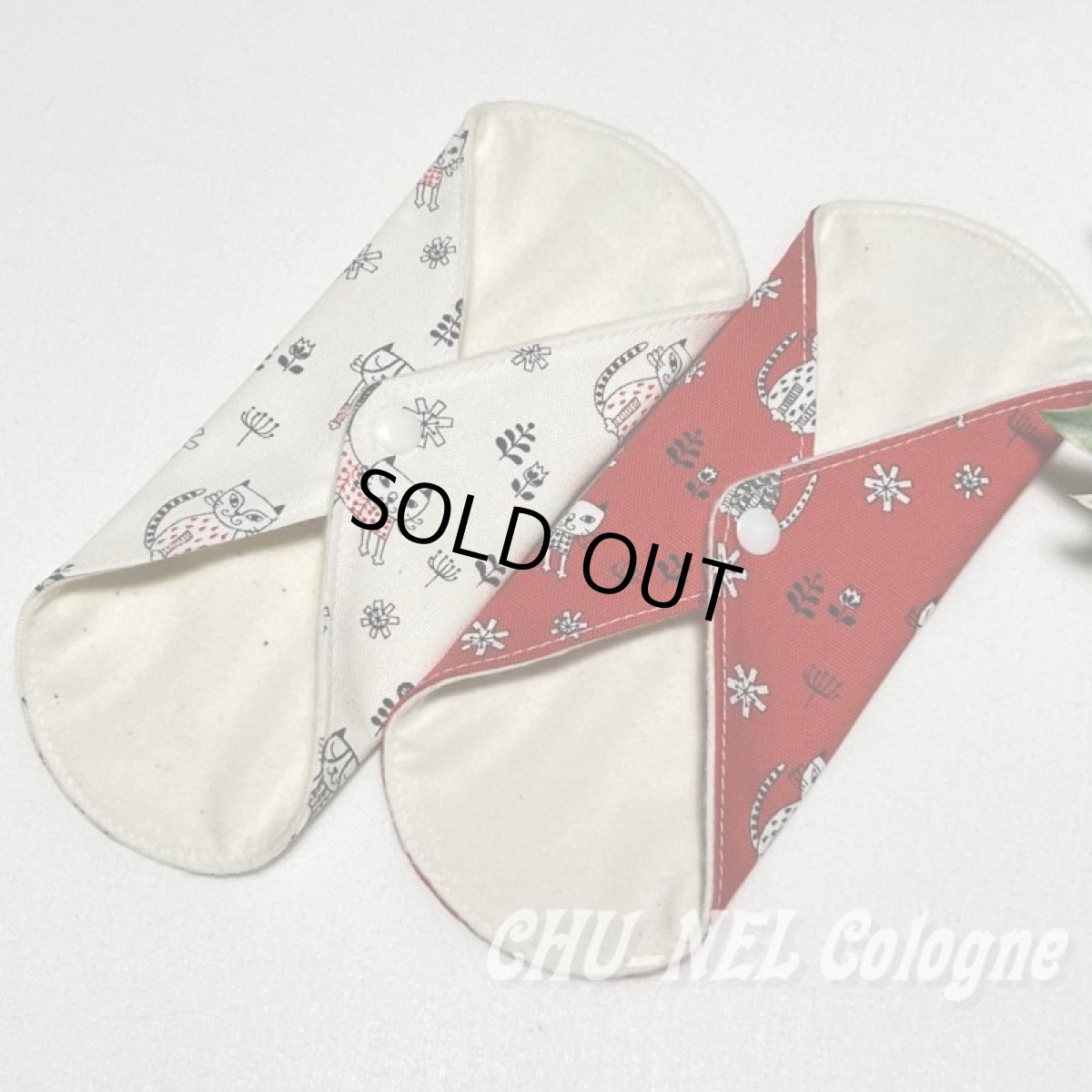 画像4: お肌面2色から選べる★布ナプキンライナー★2枚セット(北欧ニャンコ赤白) (4)