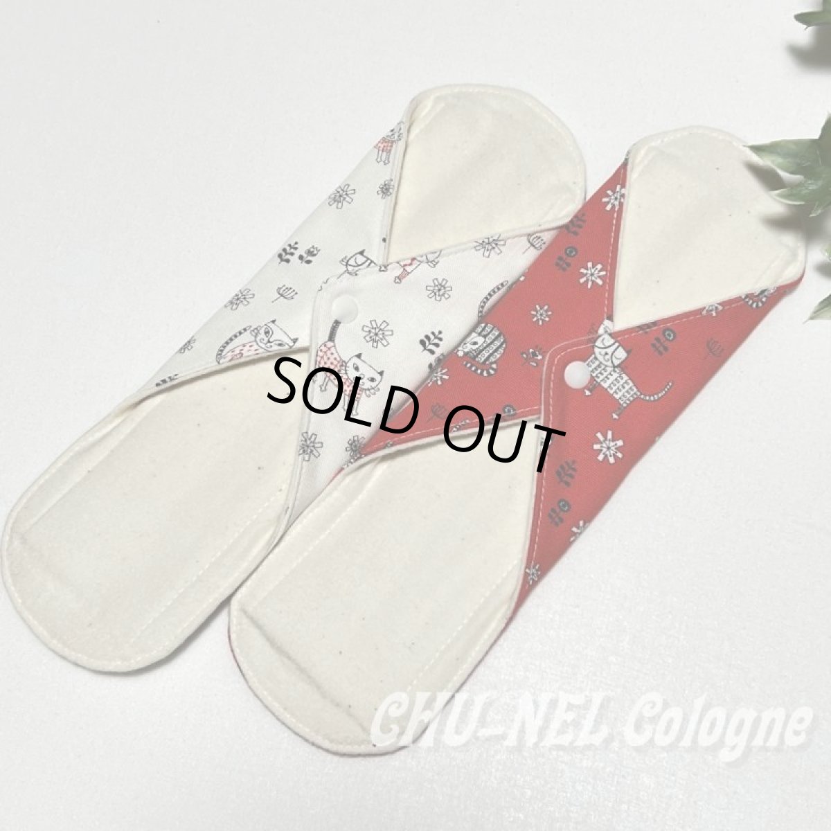 画像5: お肌面2色から選べる★布ナプキンMサイズ★2枚セット★7層防水(北欧ニャンコ赤白) (5)