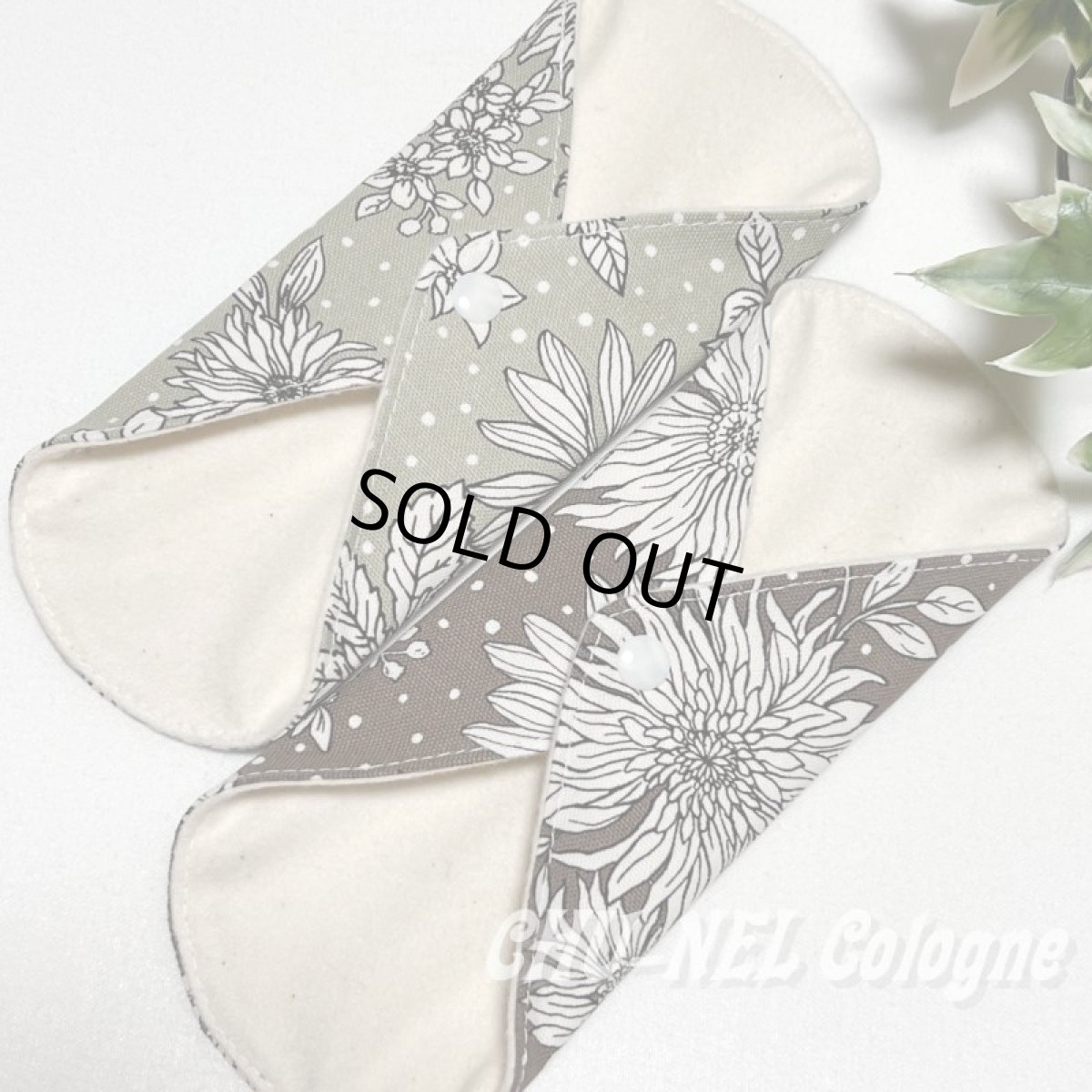 画像5: お肌面4色から選べる★布ナプキンSSサイズ★2枚セット★4層防水(白いダリア) (5)